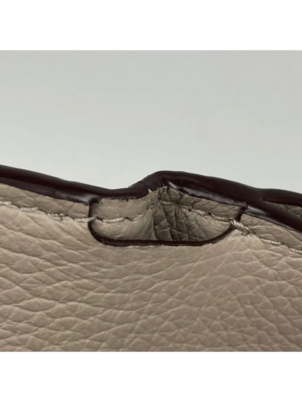 Louis Vuitton Portefeuille Lock Mini Trifold Wallet Calfskin Greige
